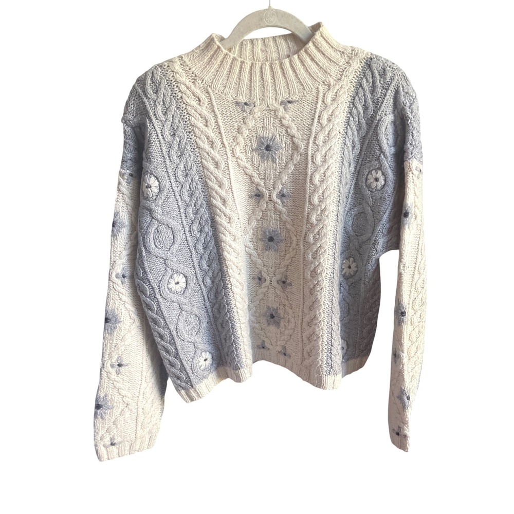 Vintage Y2K Liz & Co‎ Cottage Cableknit Embroidered Silk Wool Cream Grey Sweater